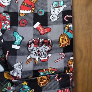 Festive Gray Womens Leggings with Holiday Print